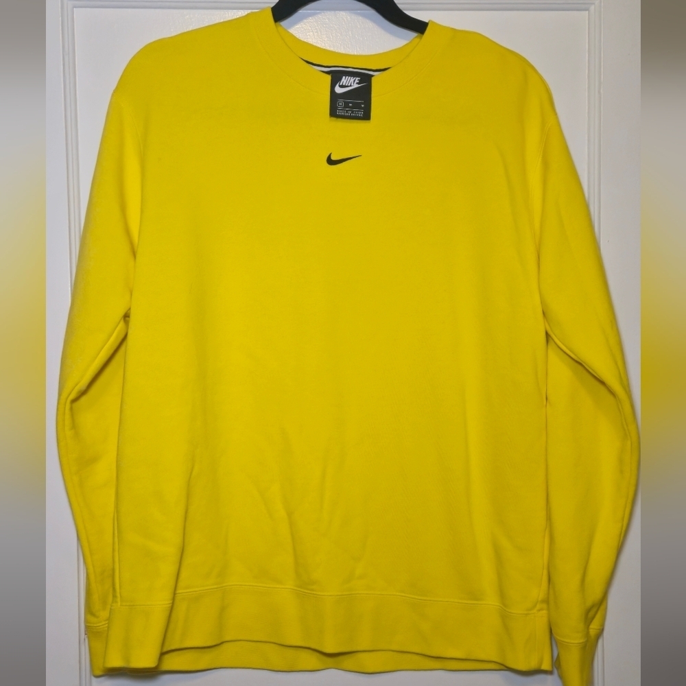 Nike Women's Yellow Sweater - Picture 1 of 3